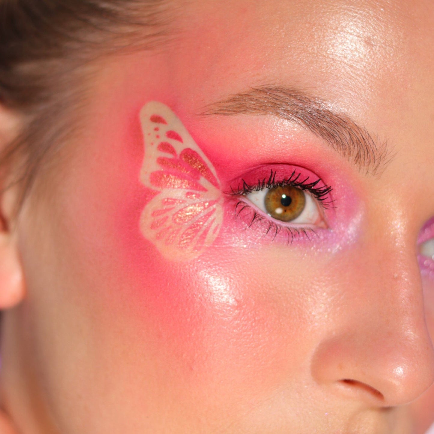 I HEART REVOLUTION BUTTERFLY WONDERLAND COLOUR PALETTE