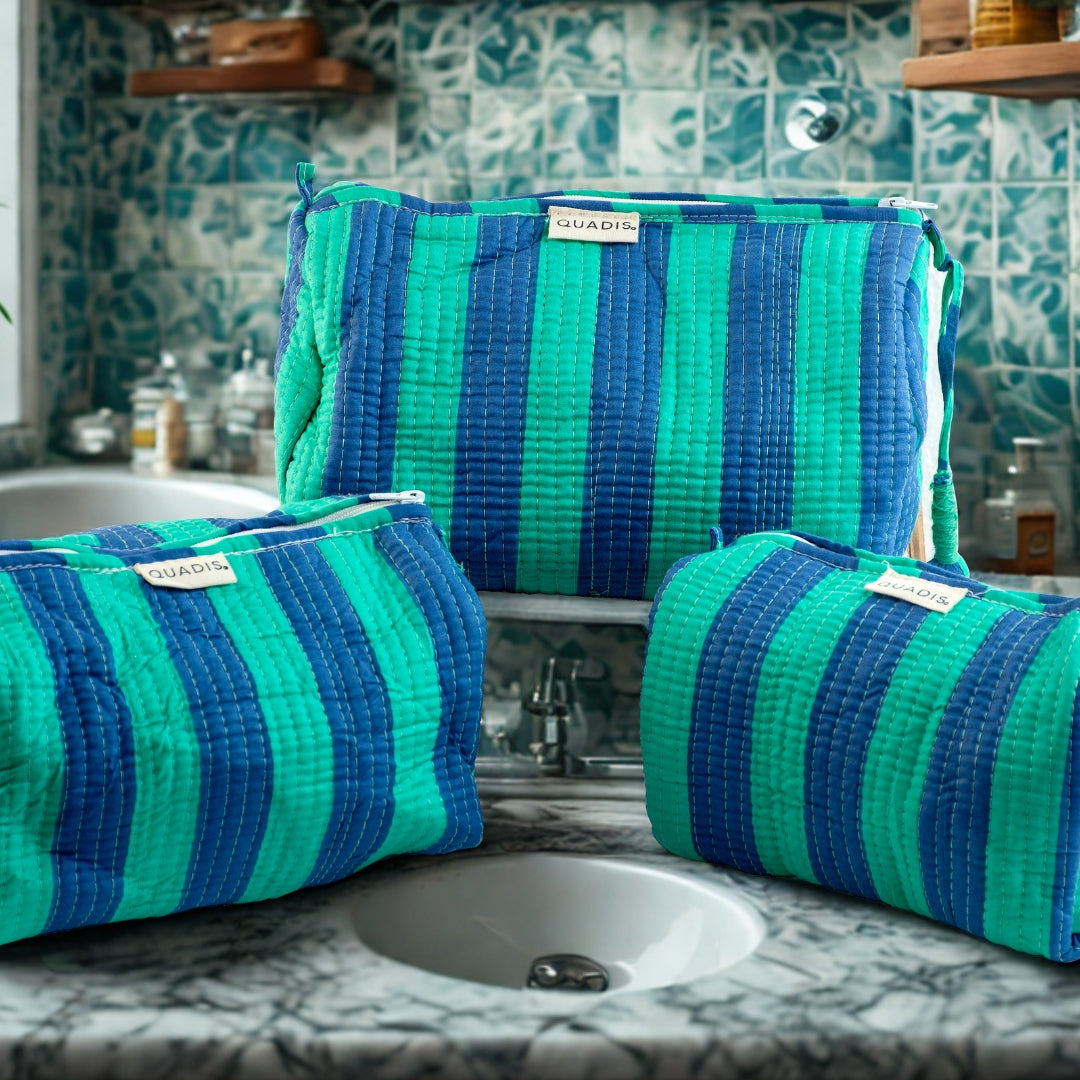 COASTAL LINES WASHBAG