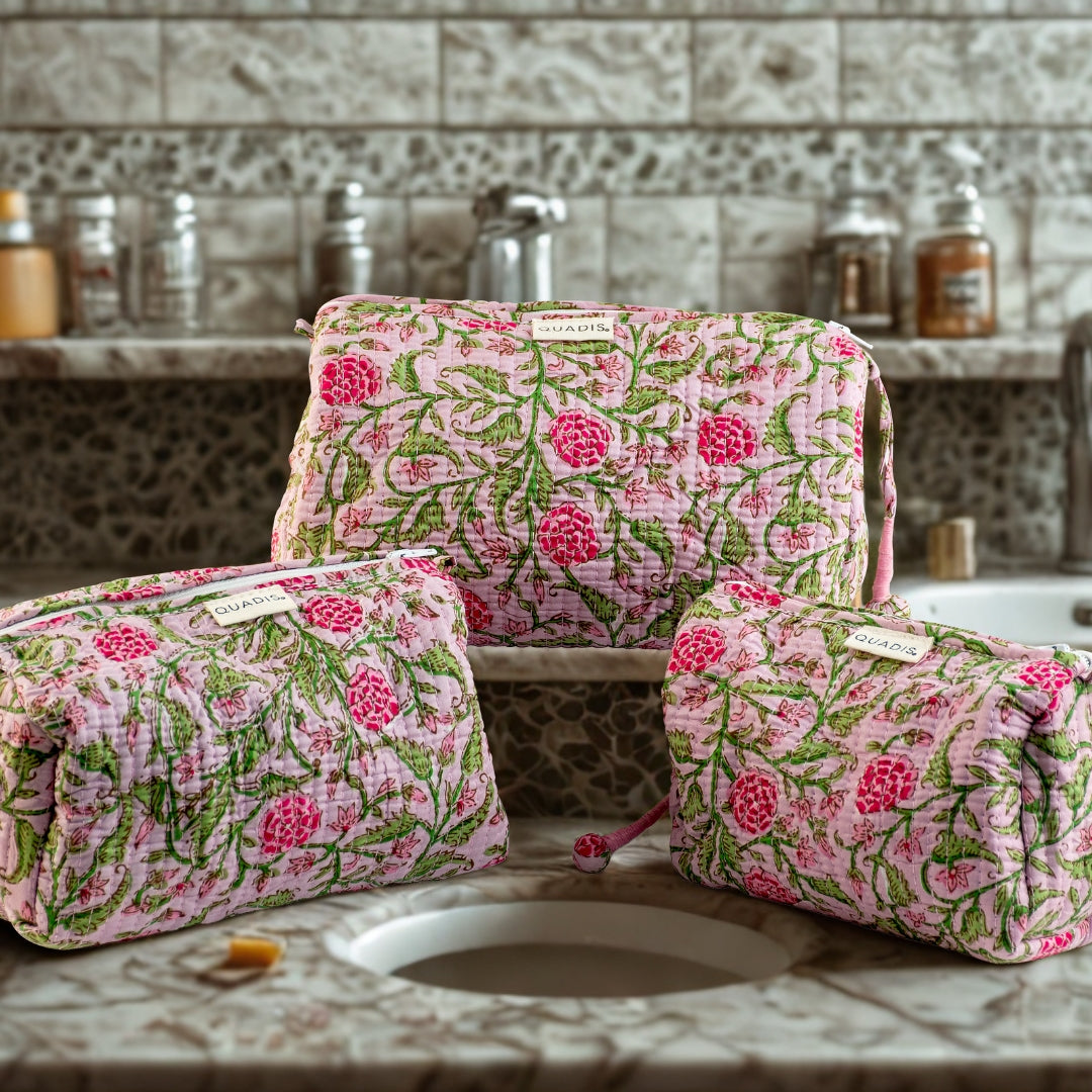 PINK BLUSH WASHBAG