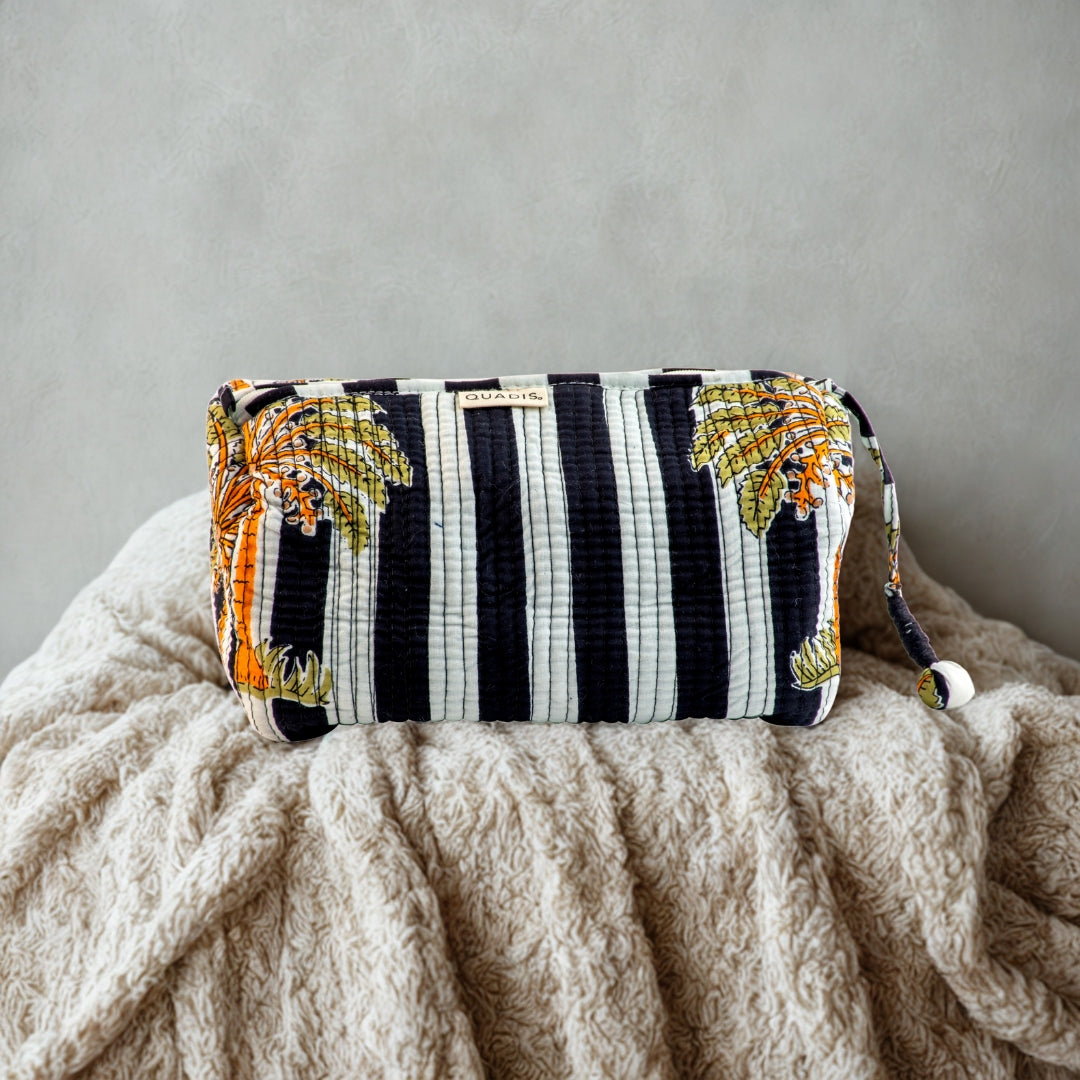 TROPICHIC WASHBAG