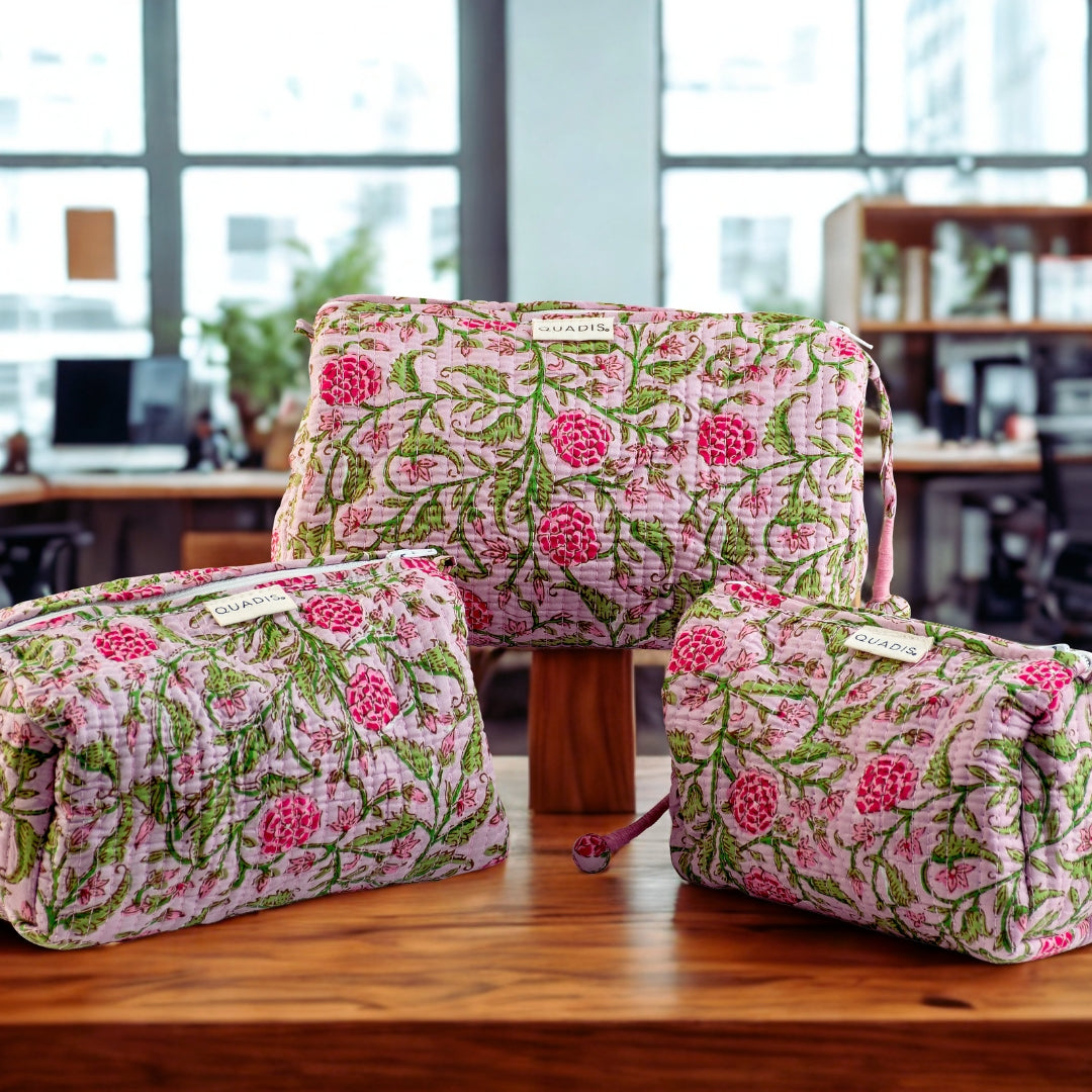 PINK BLUSH WASHBAG