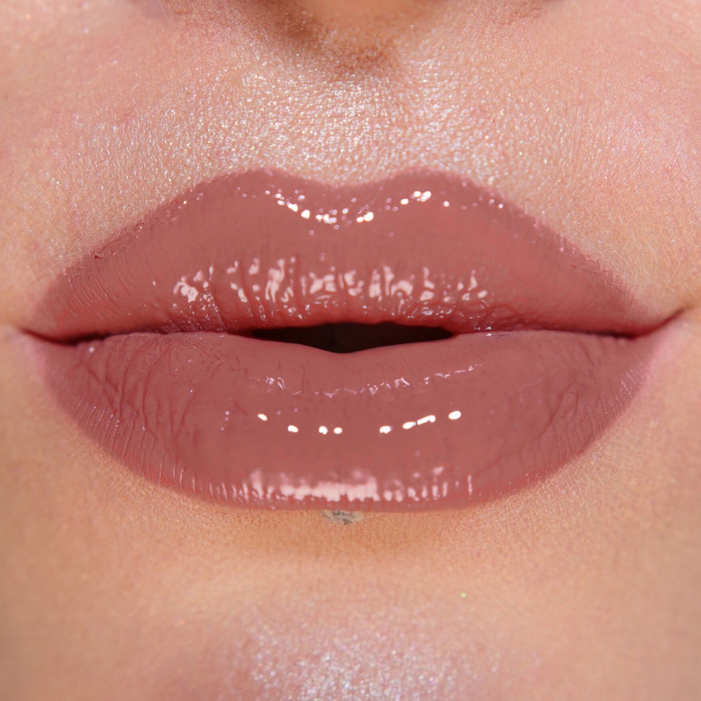 REVOLUTION LIP SHAPE KIT ROSE PINK