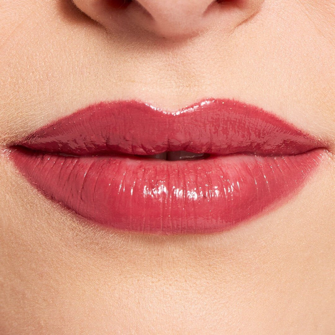 REVOLUTION POUT LIP GLOSS STICK