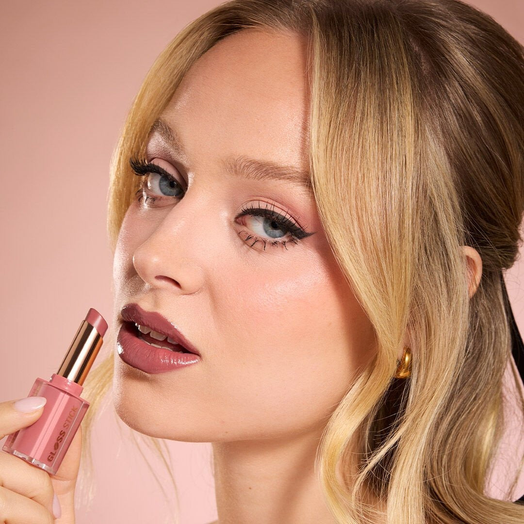 REVOLUTION POUT LIP GLOSS STICK