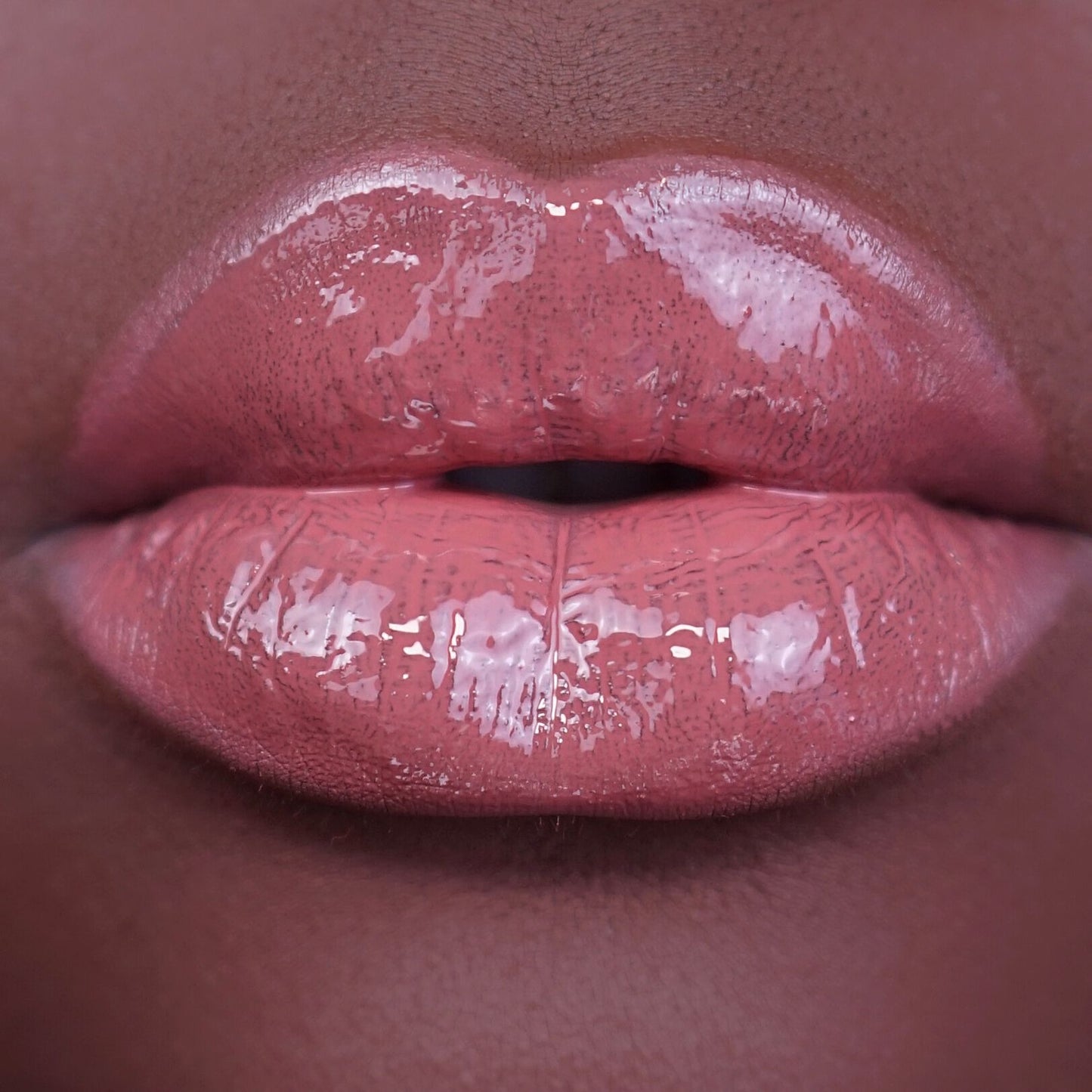 REVOLUTION LIP SHAPE KIT ROSE PINK