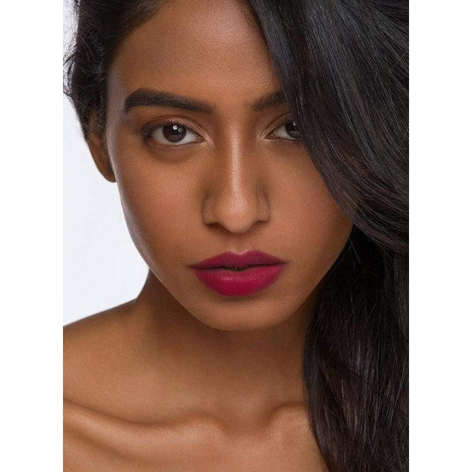 LIPPING ON THE EDGE LIP LINER
