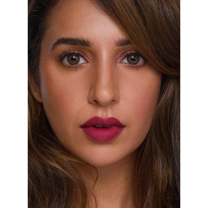 LIPPING ON THE EDGE LIP LINER