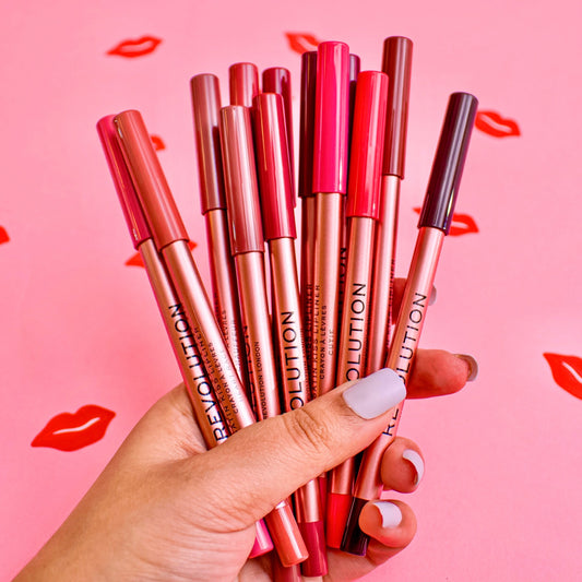 REVOLUTION SATIN KISS LIPLINER