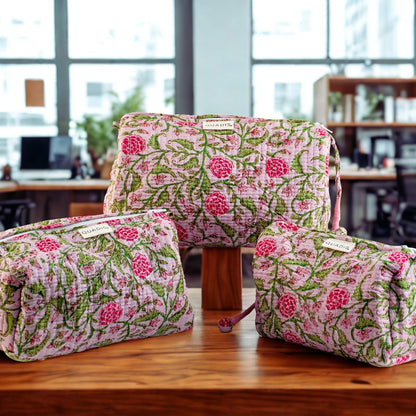 PINK BLUSH WASHBAG
