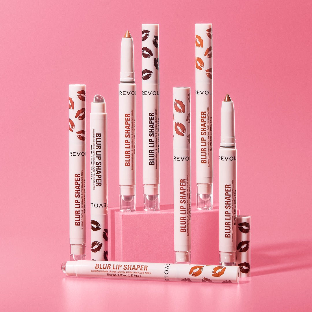 REVOLUTION BLUR LIP SHAPER