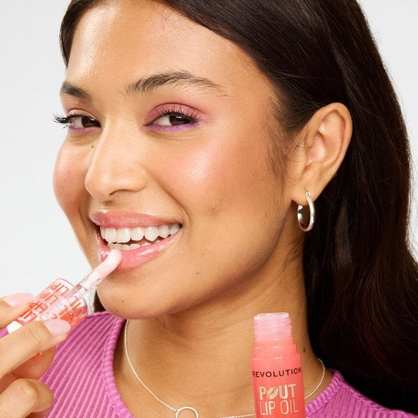REVOLUTION POUT LIP OIL