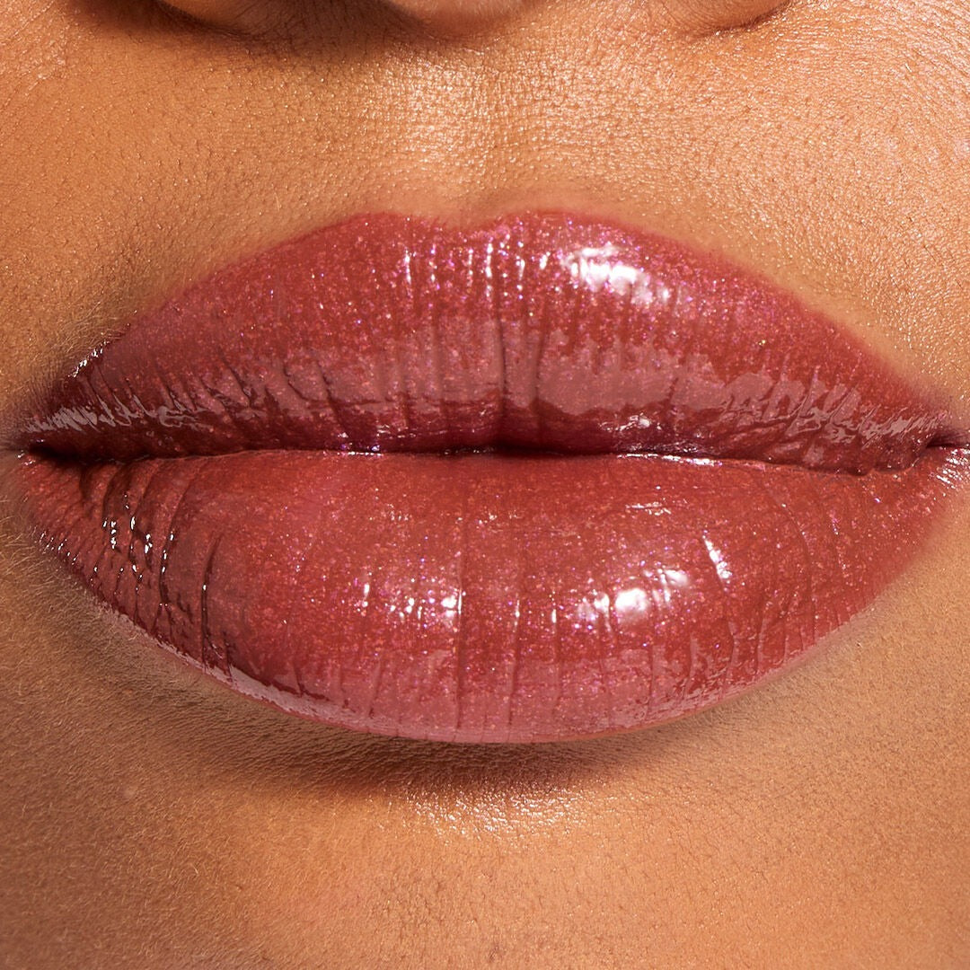 REVOLUTION POUT LIP GLOSS STICK