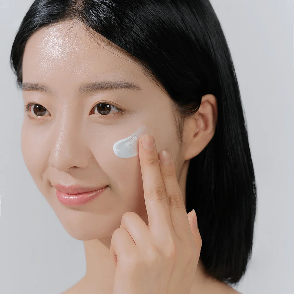 MADAGASCAR CENTELLA HYALU-CICA WATER-FIT SUN SERUM 50ML