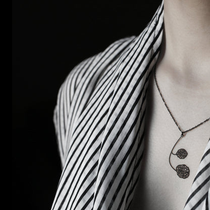 CONNECT PENDANT SMALL BLACK WITH CHAIN