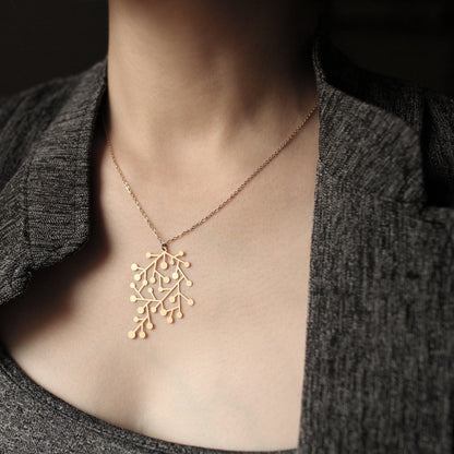 SNOWDAYS PENDANT SMALL GOLD WITH CHAIN